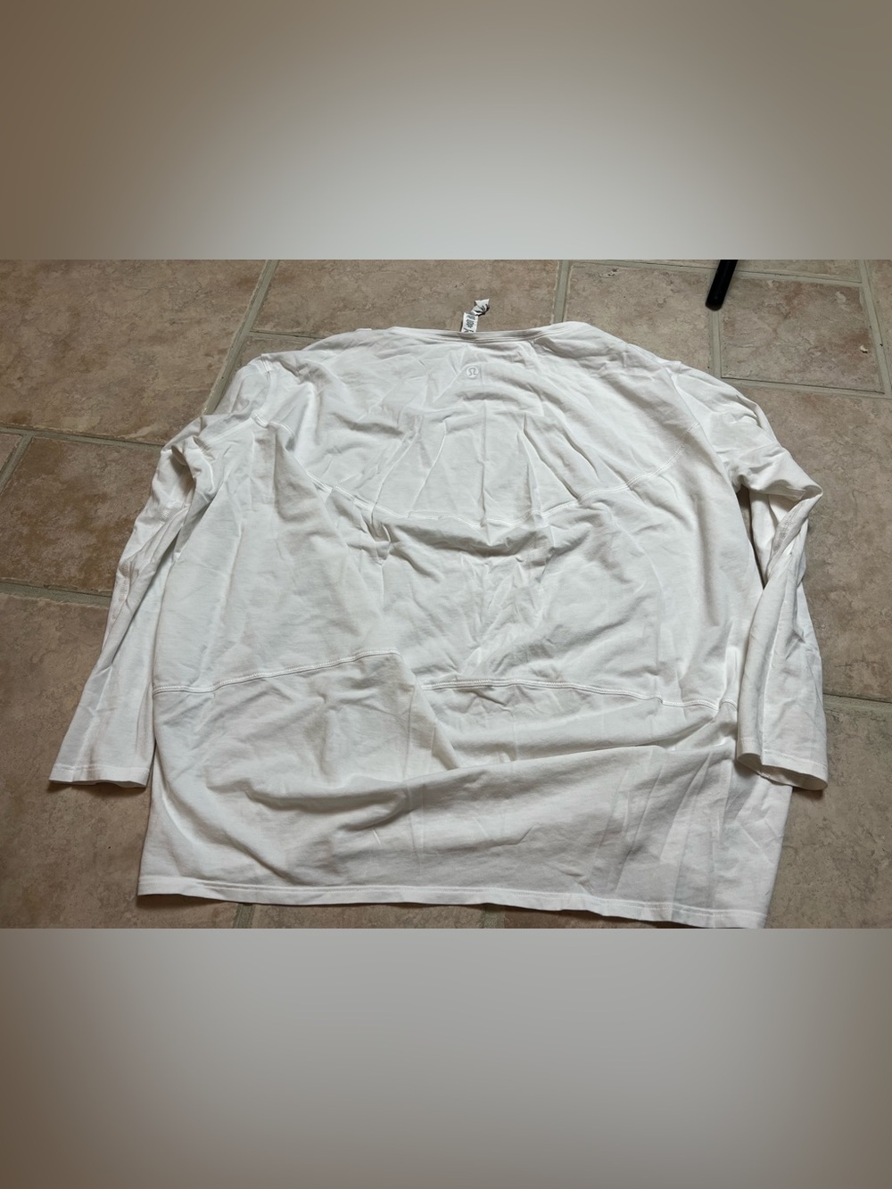 lululemon athletica Back in Action Womenās Long-Sleeve Tee in White